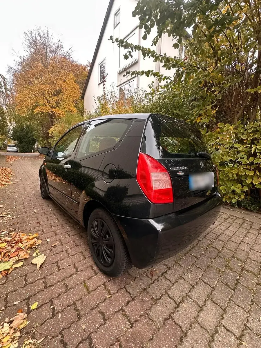 Gebraucht Citroën C2 70 PS (51 kW) 2004 Schwarz Kleinwagen