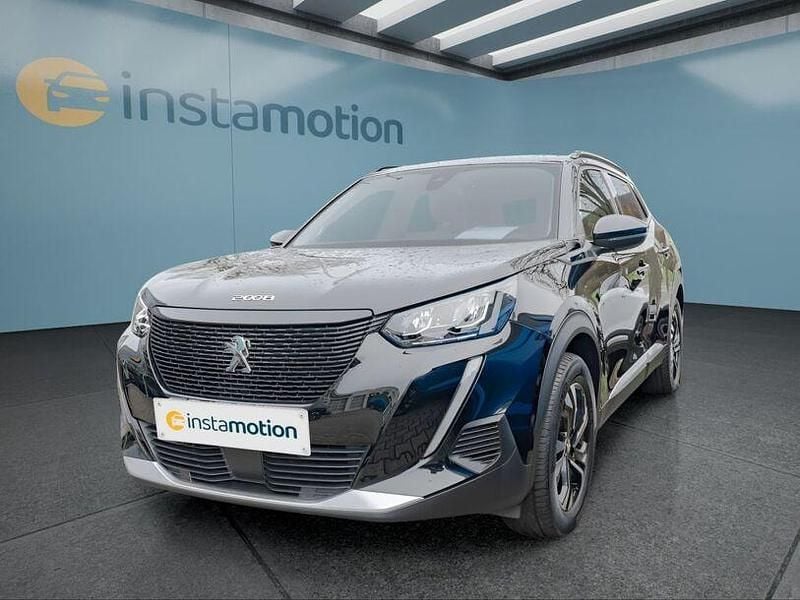 Gebraucht Peugeot e-2008 100 kW (136 PS) 2021 Schwarz SUV