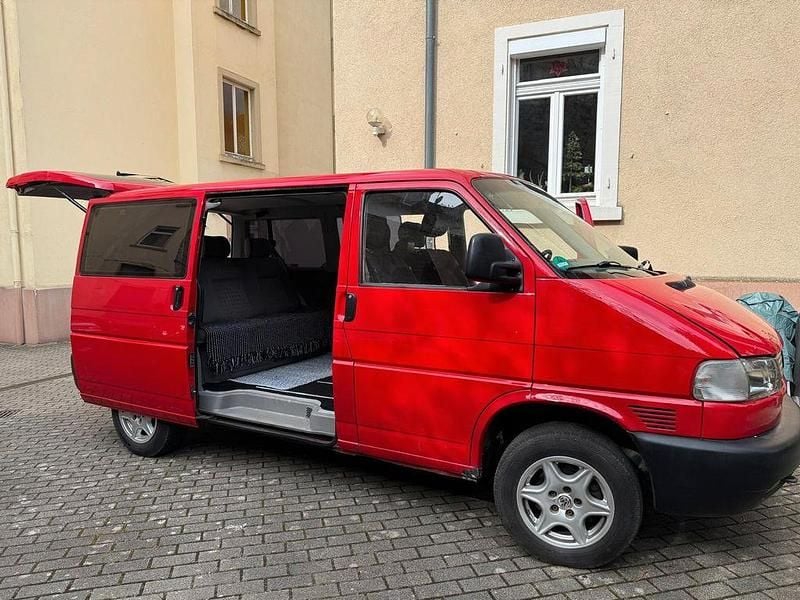 Gebraucht VW T4 102 PS (75 kW) 2000 Rot Van