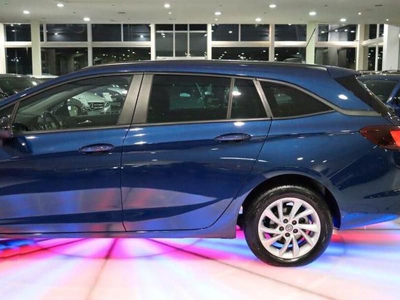 Gebraucht Opel Astra Elegance 110 PS (80 kW) 2021 Andere Kombi