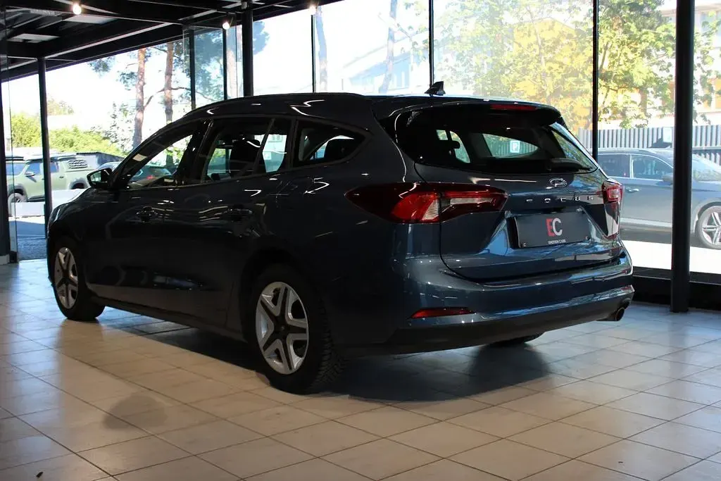 Gebraucht Ford Focus Cool & Connect 120 PS (88 kW) 2023 Blau Limousine