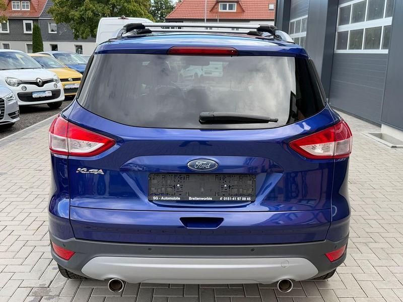Gebraucht Ford Kuga Titanium 150 PS (110 kW) 2016 Blau SUV