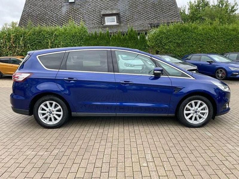 Gebraucht Ford S-MAX S 225 PS (165 kW) 2017 Blau Van / Kleinbus