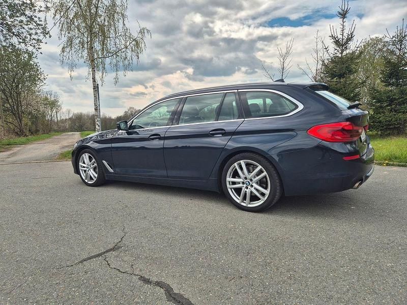 Gebraucht BMW 530 252 PS (185 kW) 2018 Schwarz Kombi