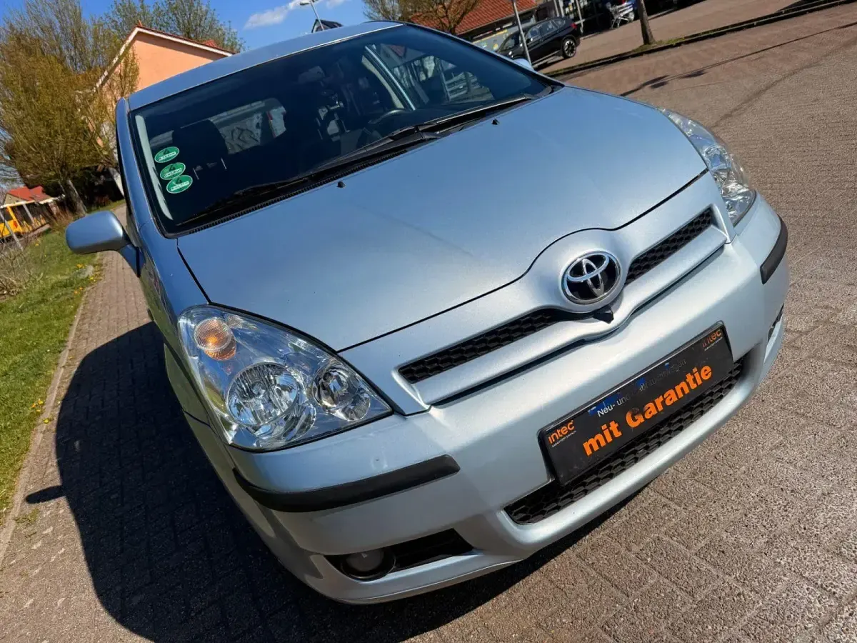 Gebraucht Toyota Corolla Verso Executive 129 PS (94 kW) 2006 Blau Van / Kleinbus