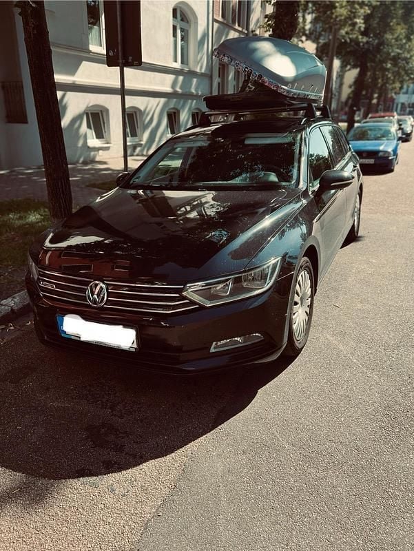 Schwarz Gebraucht 2016 VW Passat Kombi | 10.000 € (Guter Preis) - Bild 1/4