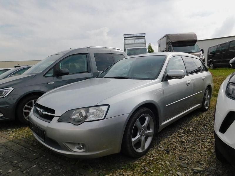 Silber Gebraucht 2006 Subaru Outback SUV | 1.999 € (Guter Preis) - Bild 1/4