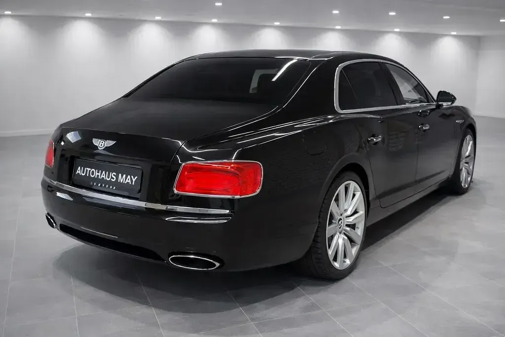 Second-hand Bentley Flying Spur 625 CP (459 kW) 2014 Negru Berlinǎ