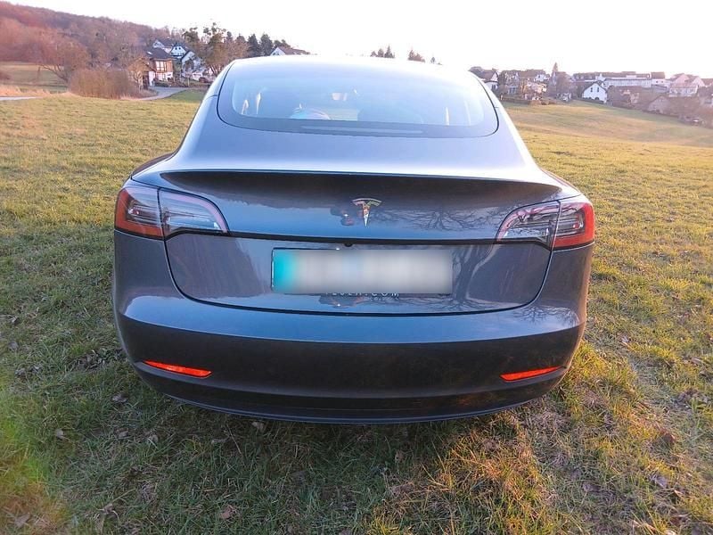 Gebraucht Tesla Model 3 208 kW (283 PS) 2023 Grau Limousine