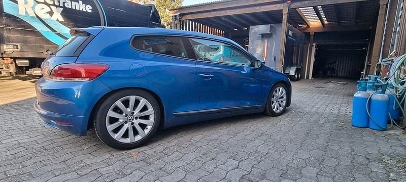 Gebraucht VW Scirocco 140 PS (102 kW) 2009 Blau Coupé