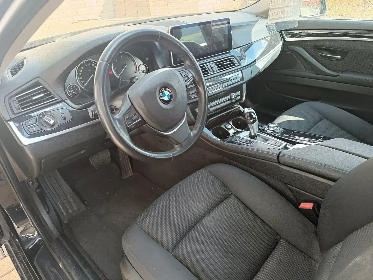 Gebraucht BMW 520 Luxury Line 190 PS (139 kW) 2015 Schwarz Limousine