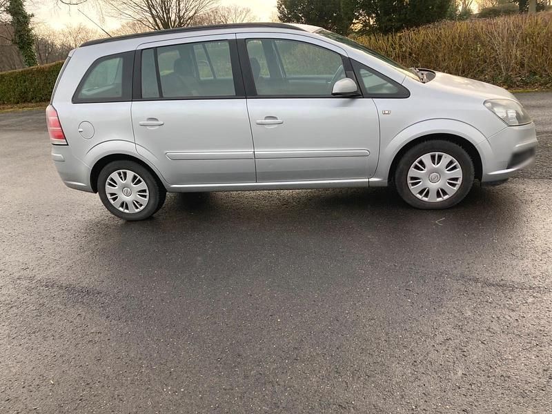 Gebraucht Opel Zafira 105 PS (77 kW) 2005 Van / Kleinbus