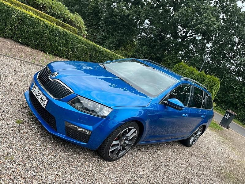 Gebraucht Skoda Octavia RS 184 PS (135 kW) 2016 Blau Kleinwagen