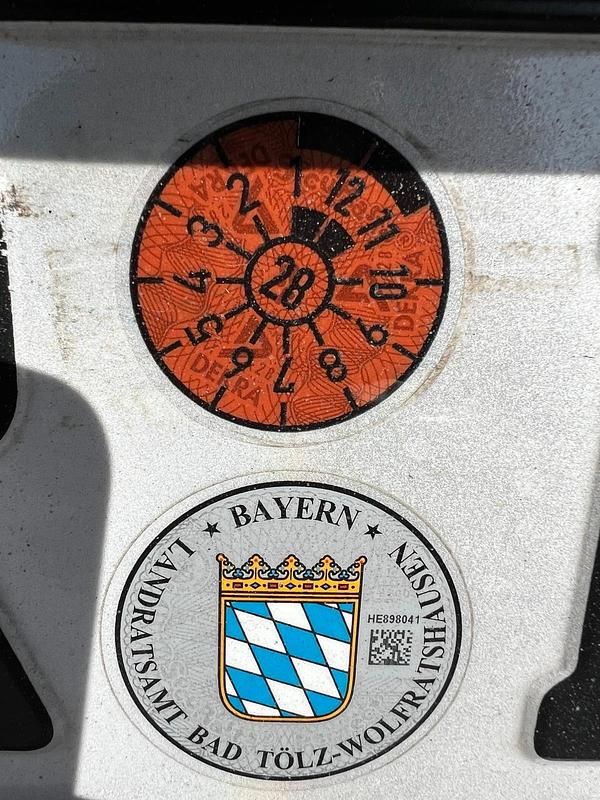 Gebraucht Hyundai H-1 177 PS (130 kW) 2015 Weiß Van / Kleinbus