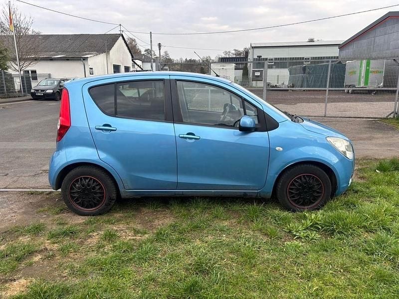 Gebraucht Opel Agila 88 PS (64 kW) 2008 Blau Kleinwagen