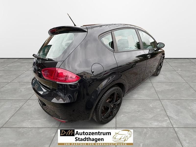 Usado Seat Leon ST Copa 105 HP (77 kW) 2012 Preto Carrinha