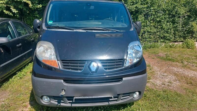 Schwarz Gebraucht 2007 Renault Trafic Van | 2.100 € (Superpreis) - Bild 1/4