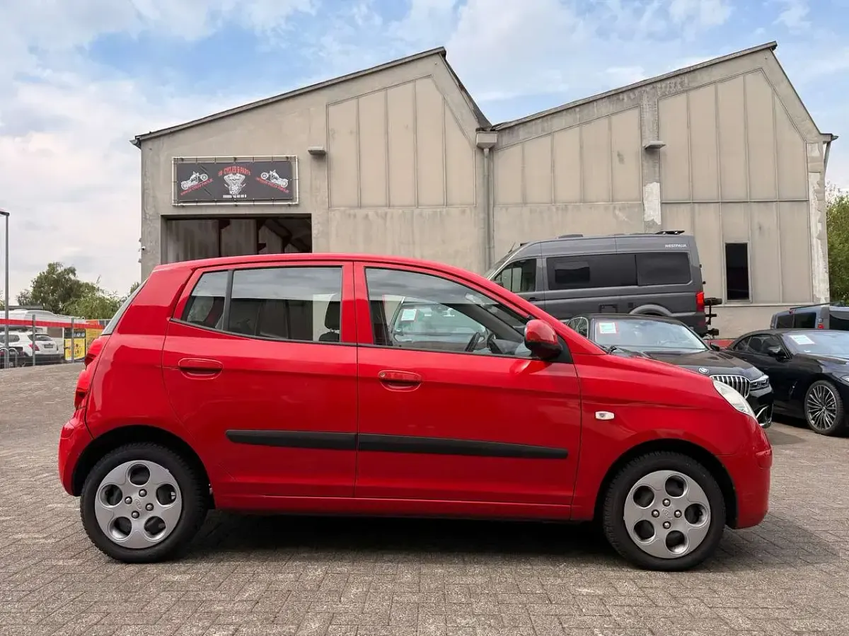 Gebraucht Kia Picanto Start 65 PS (47 kW) 2008 Scarletrot Kleinwagen