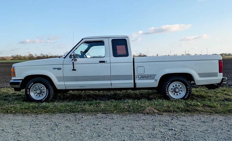Weiß Gebraucht 1990 Ford F-150 Lariat Abholung | 11.888 € - Bild 1/4