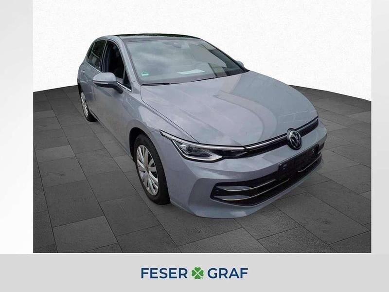 Mondsteingrau Gebraucht 2024 VW Golf VIII Style Limousine | 29.990 € (Fairer Preis) - Bild 1/4