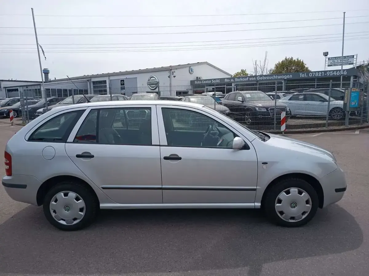 Gebraucht Skoda Fabia Elegance 101 PS (74 kW) 2000 Stribrna diamantova/diamantsil Kombi