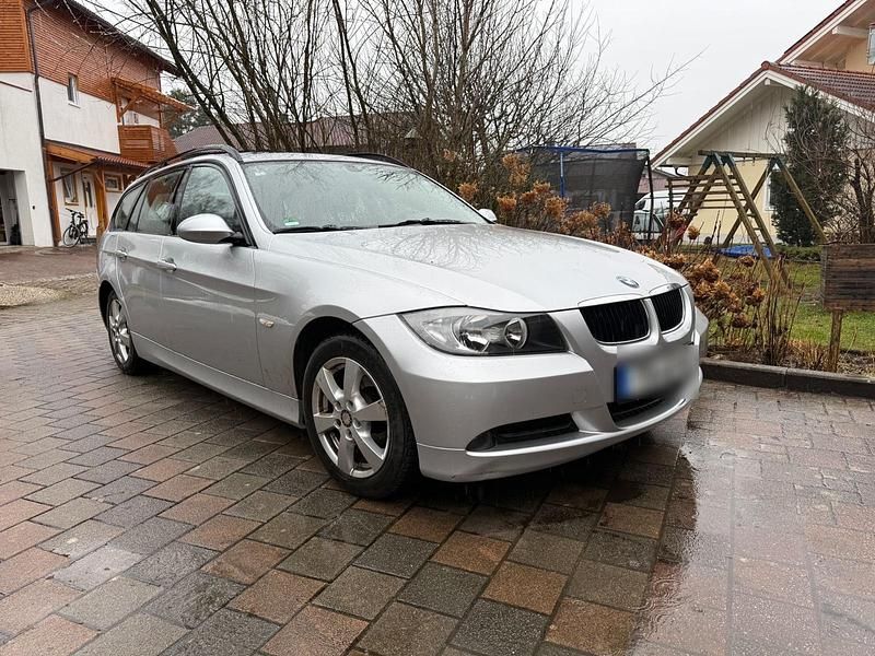 Gebraucht BMW 318 150 PS (110 kW) 2006 Silber Kombi