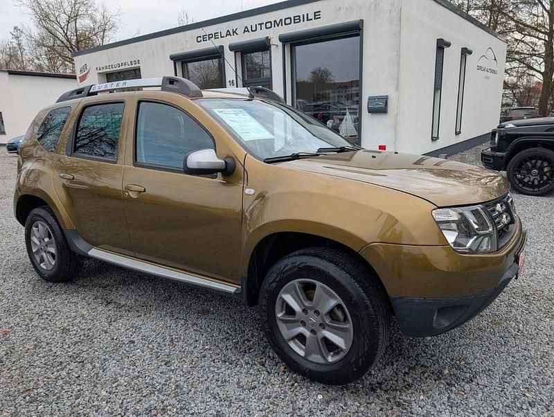 Gebraucht Dacia Duster Prestige 114 PS (83 kW) 2016 Grün SUV