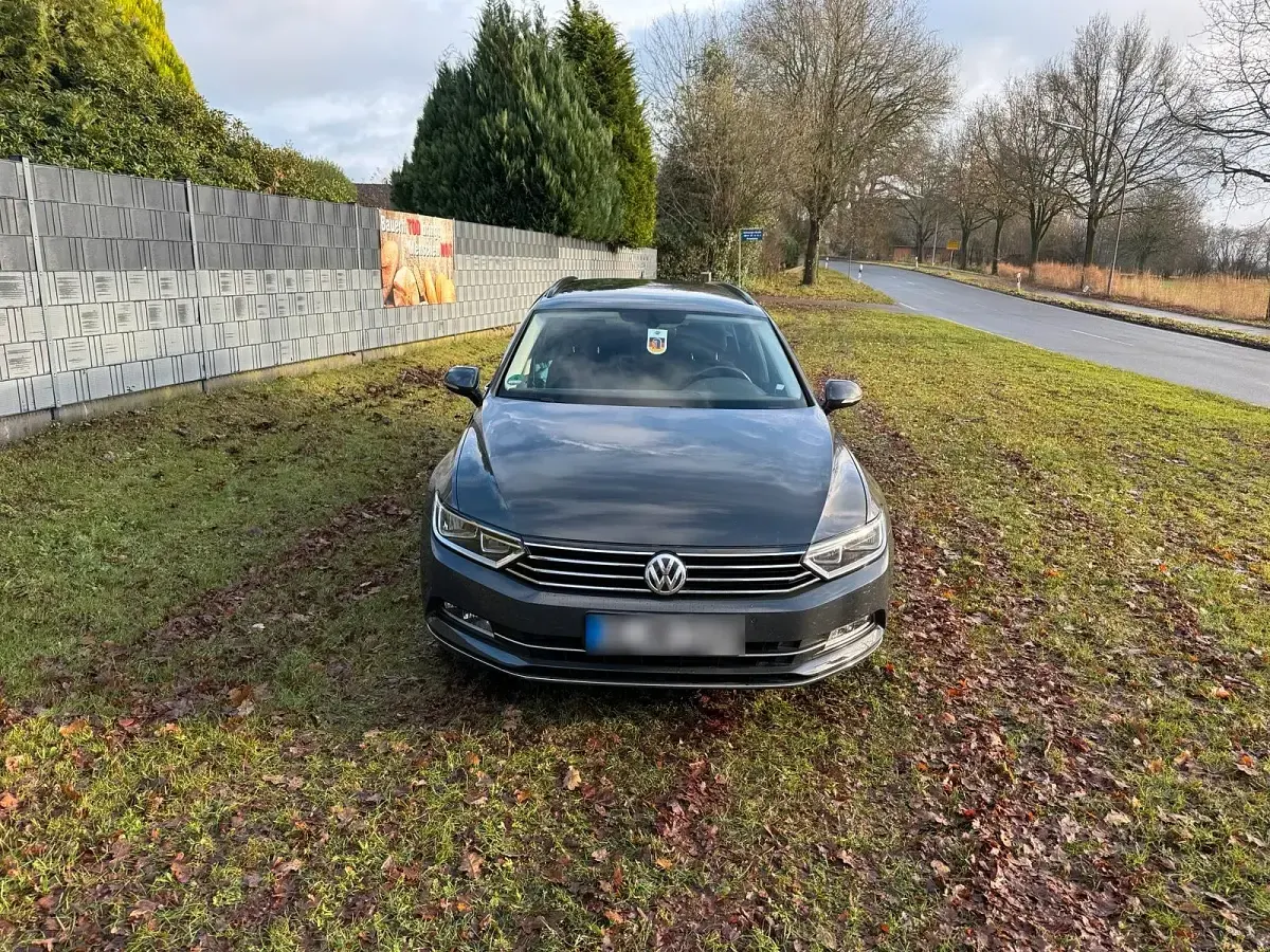 Gebraucht VW Passat 190 PS (139 kW) 2019 Grau Kombi