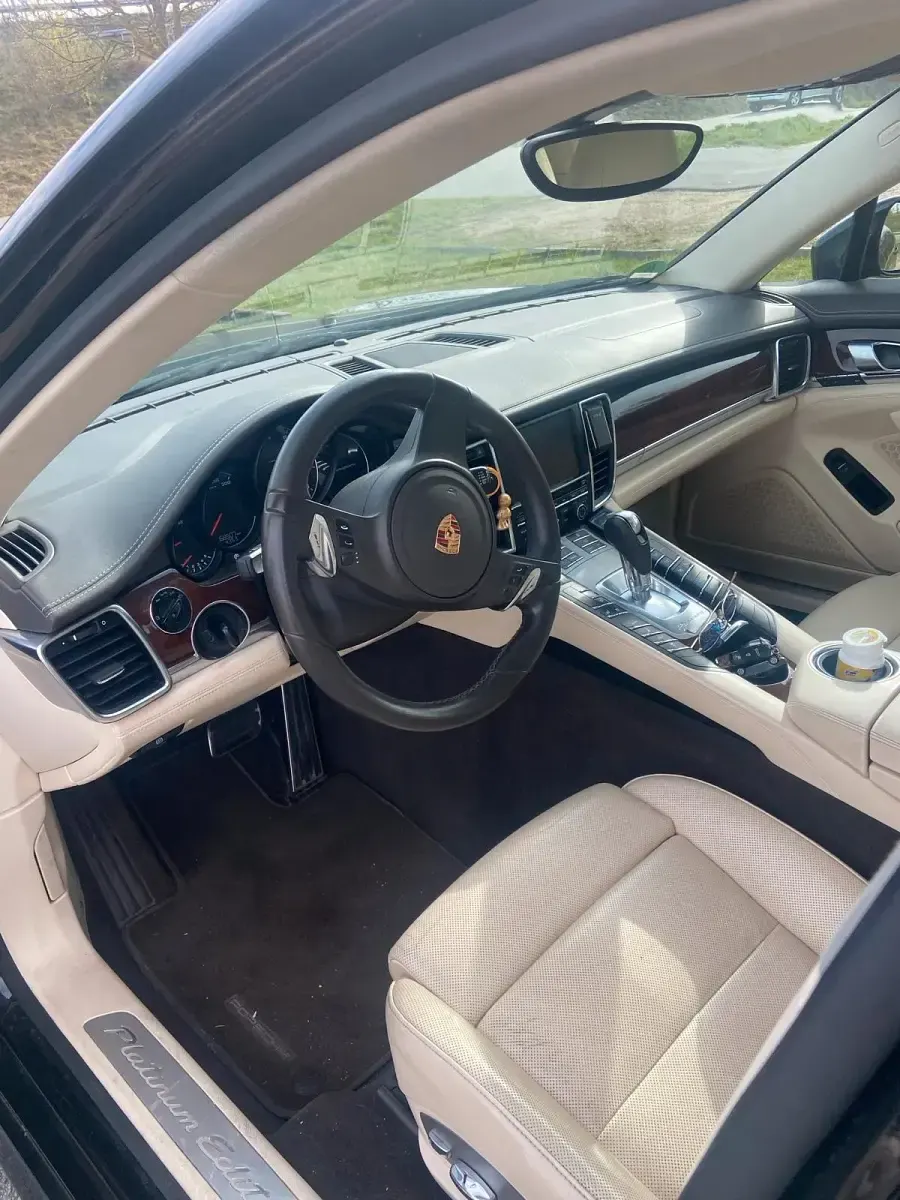 Gebraucht Porsche Panamera 300 PS (220 kW) 2013 Schwarz Kleinwagen