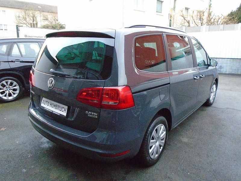 Gebraucht VW Sharan 140 PS (102 kW) 2011 Grau Van / Kleinbus