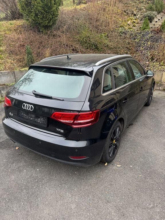 Gebraucht Audi A3 150 PS (110 kW) 2017 Schwarz Limousine
