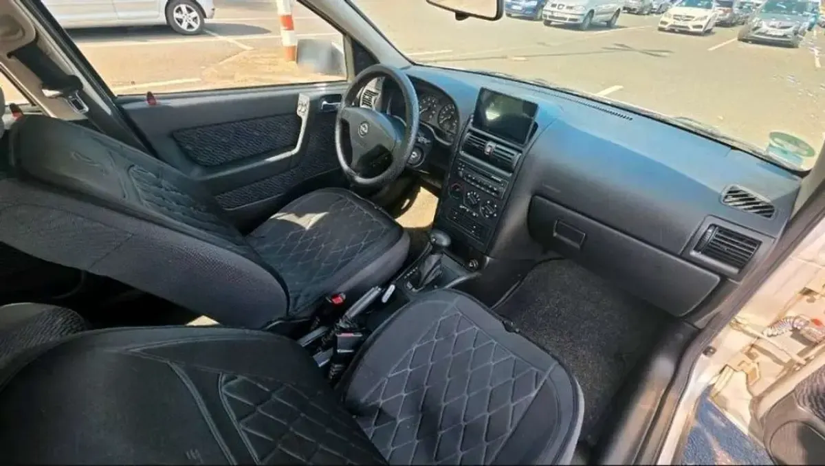 Używany Opel Astra 90 KM (66 kW) 1993 Sedan/Limuzyna