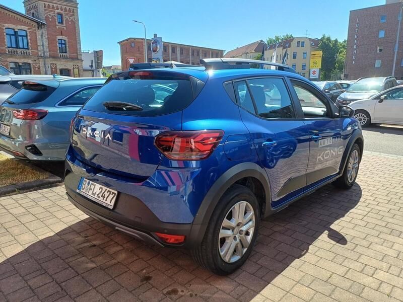 Gebraucht Dacia Sandero Expression 91 PS (66 kW) 2023 Blau Kleinwagen