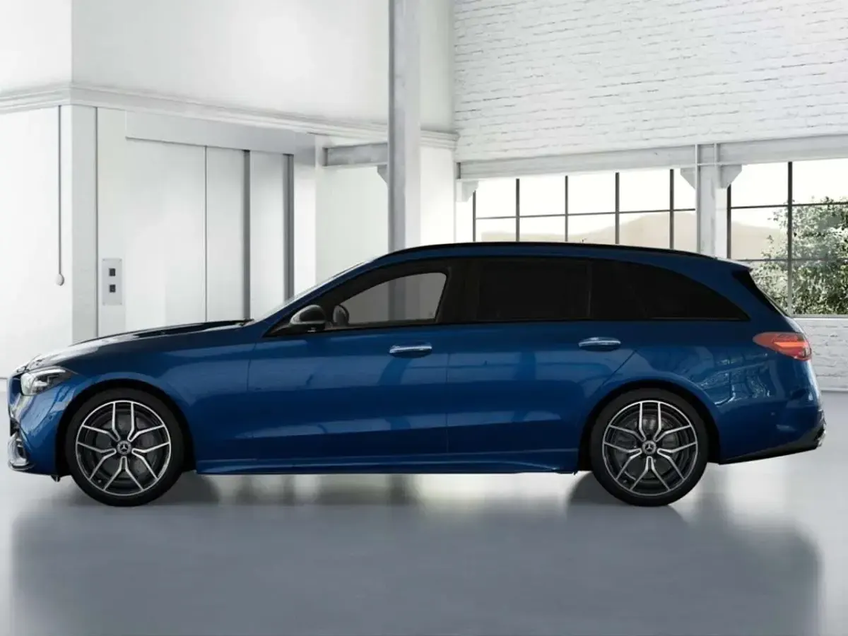 Gebraucht Mercedes C300 AMG 258 PS (189 kW) 2022 Metalliclack spektralblau Kombi