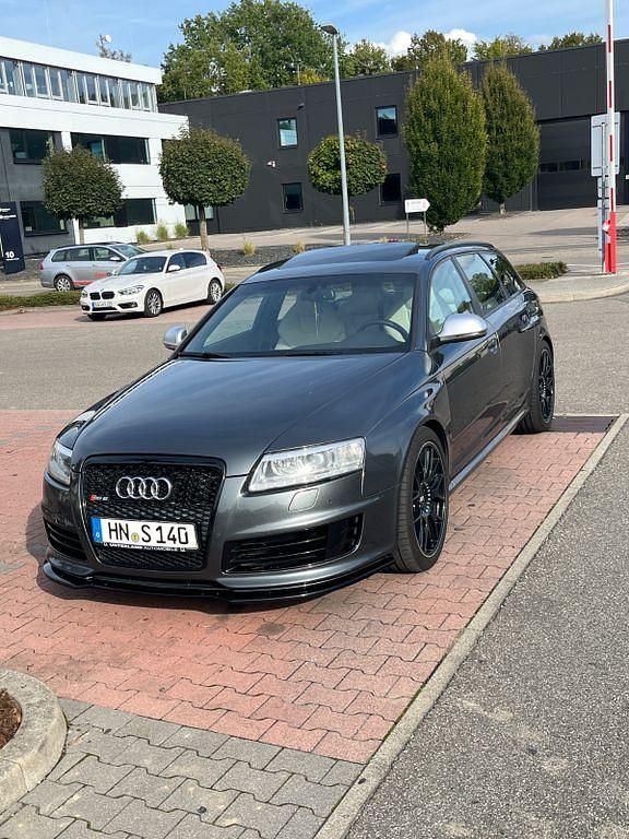 Grau Gebraucht 2009 Audi RS6 Ambiente Kombi | 35.000 € (Etwas zu teuer) - Bild 1/4