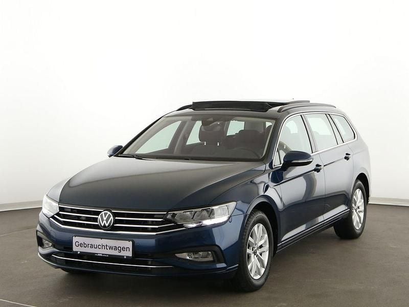 Second-hand VW Passat Business 122 CP (89 kW) 2023 Albastru Break