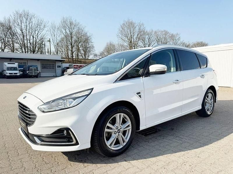 Gebraucht Ford S-MAX Titanium 150 PS (110 kW) 2019 Weiß Van / Kleinbus
