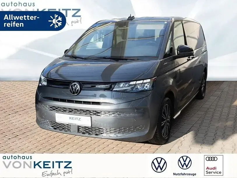 Gebraucht VW Multivan 150 PS (110 kW) 2024 Grau Van / Kleinbus