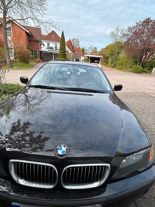 Second-hand BMW 320 170 CP (125 kW) 2001 Negru Break