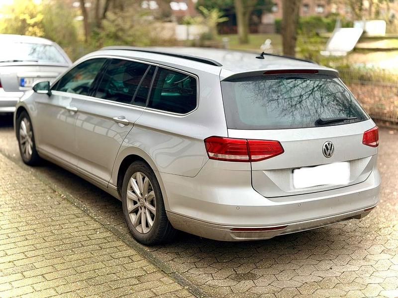 Gebraucht VW Passat Comfortline 150 PS (110 kW) 2018 Silber Kombi