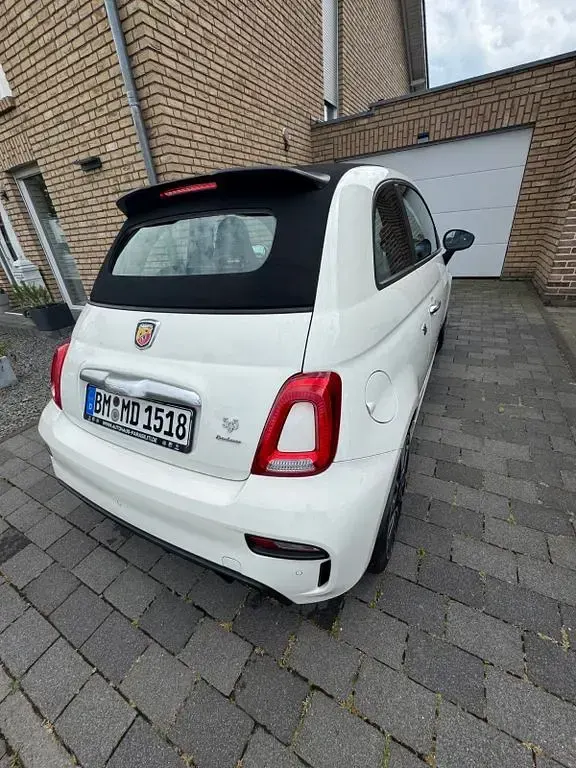 Gebraucht Abarth 595C Turismo 165 PS (121 kW) 2023 Weiß Cabrio
