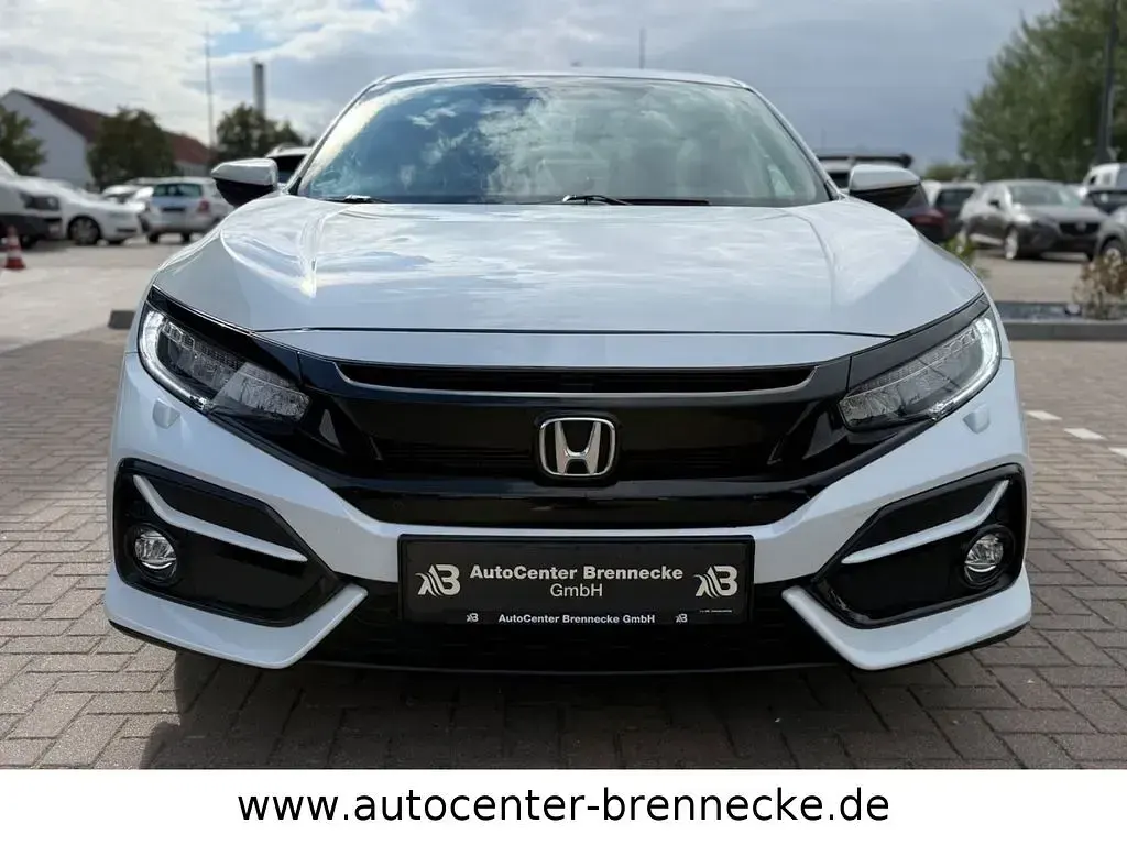 Gebraucht Honda Civic Elegance 126 PS (92 kW) 2022 Weiß Limousine