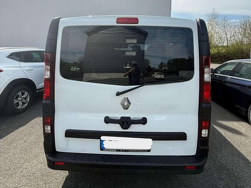 Gebraucht Renault Trafic Basis 120 PS (88 kW) 2019 Van / Kleinbus