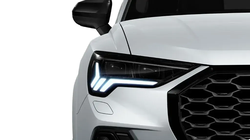 Gebraucht Audi Q3 Sportback S-Line 150 PS (110 kW) 2023 Weiß SUV