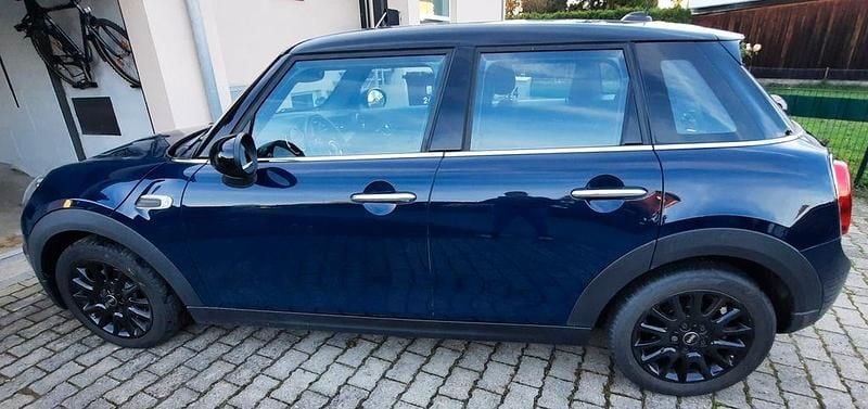 Gebraucht Mini Cooper 136 PS (100 kW) 2017 Blau Kleinwagen
