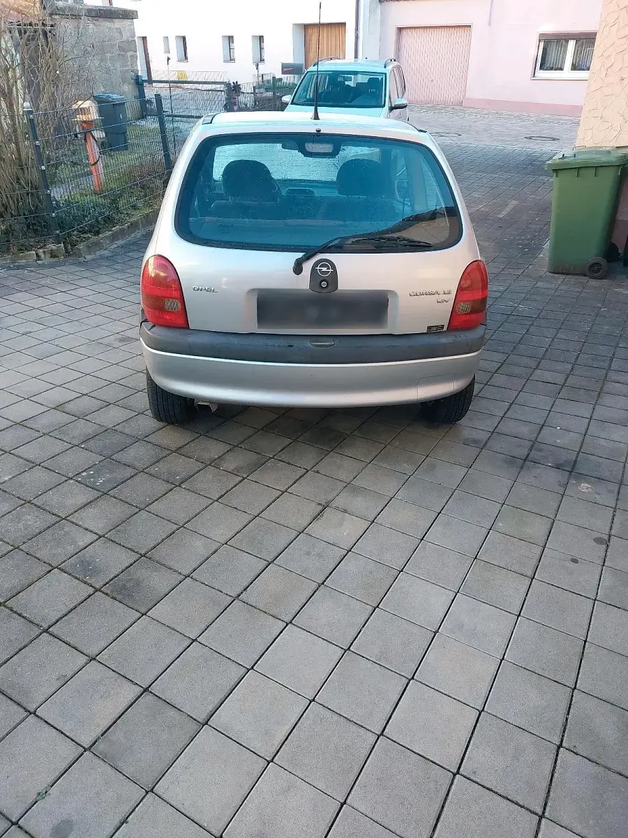 Gebraucht Opel Corsa 65 PS (47 kW) 1999 Silber Kleinwagen