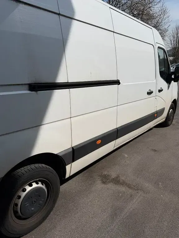 Gebraucht Renault Master 136 PS (100 kW) 2021 Weiß Van / Kleinbus
