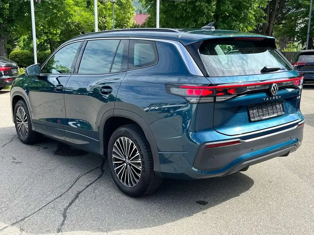 Gebraucht VW Tayron S 150 PS (110 kW) 2025 Blau SUV
