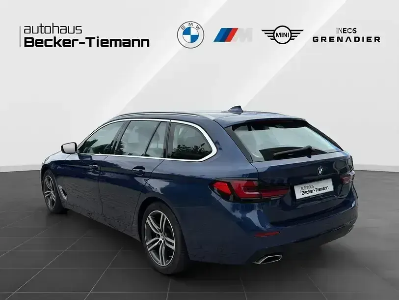 Gebraucht BMW 520 Sport Line 190 PS (139 kW) 2021 Blau Limousine