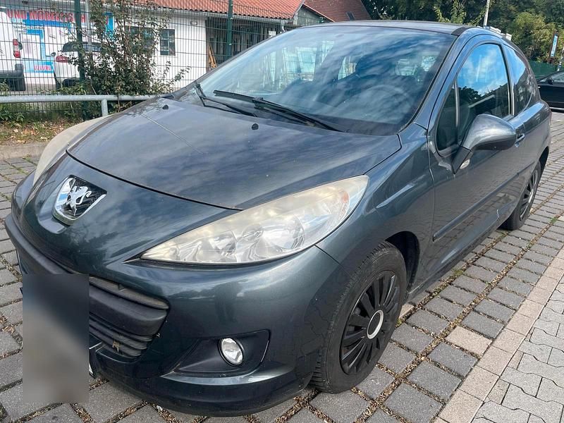 Gebraucht Peugeot 207 72 PS (52 kW) 2010 Grau Kleinwagen